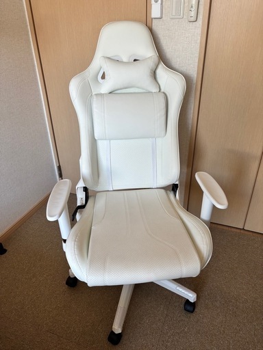 ニトリ　ゲーミングチェア