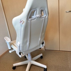 ニトリ　ゲーミングチェアの画像