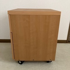 棚　キャスター付き二段引き出しの画像
