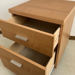 棚　キャスター付き二段引き出しの画像