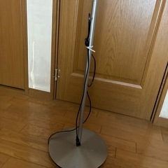 IKEA スタンドライトの画像