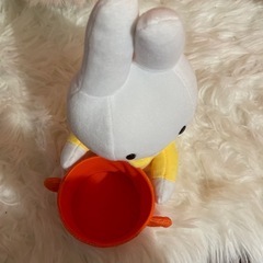 ミッフィー ぬいぐるみ カップの画像