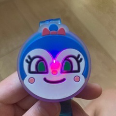 光る時計形ドキンちゃんブレスレット　の画像