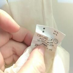 シンプルYシャツ　レディース　イエロー　薄手の画像