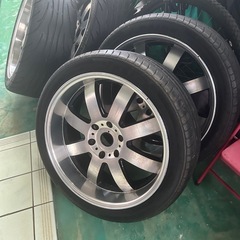 ハイエース20インチ6穴ホイールタイヤ4本の画像