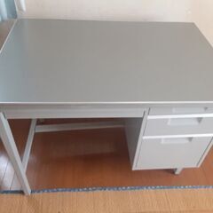 (中古)事務用スチール製机の画像