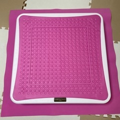 ボード型　トランポリン　遊具　室内　ジャンピングボード　ピンクの画像
