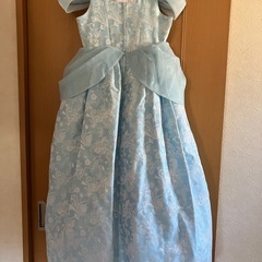 ビビディバビディブティックシンデレラドレス　140サイズの画像
