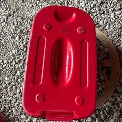 ガソリン携行缶10リットルの画像