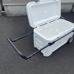 クーラボックスの画像
