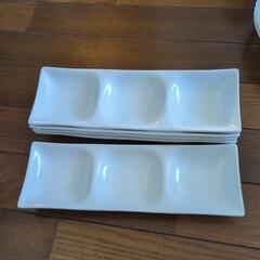 食器セットの画像