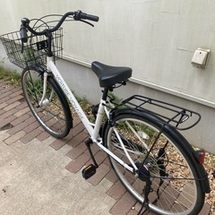 自転車　26インチ　6段ギア　オートライトの画像