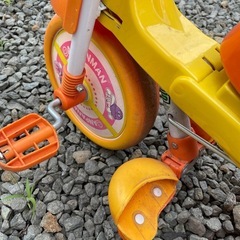 アンパンマン三輪車の画像