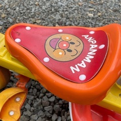 アンパンマン三輪車の画像