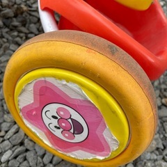 アンパンマン三輪車の画像