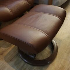 【川崎市宮前区リサイクルオフ】エコーネス　ストレスレスチェア　オットマン付き　ブラウンの画像