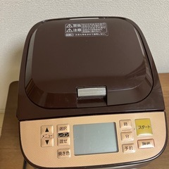【お取引中】ホームベーカリー　Panasonic SD-BMT1001の画像