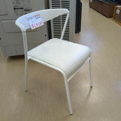 チェア シンプルで使いやすい！おしゃれな白のダイニングチェア/デスクチェア【こちらは店舗です。浜村鹿野温泉ICから3分 買取本舗 宮本リサイクル 営業時間9～19時 定休日水曜のみ←連絡できませんm(_ _)m】の画像