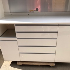 美品❗️パモウナ家具 キッチンボード 白 160cm×50cm×高さ205cm　の画像