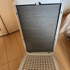 シャープ加湿空気清浄機ホワイト系KI-NS40-W ®の画像
