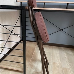 折りたたみの椅子の画像