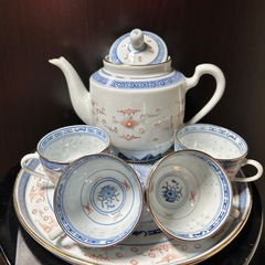 陶器製　ポットの画像