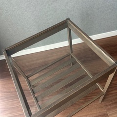 IKEA ベッドサイドテーブル
の画像