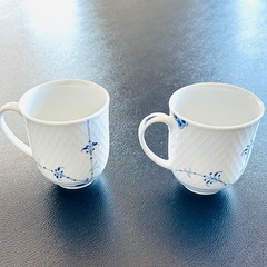 ROYAL COPENHAGEN ブルーパルメッテ　マグカップ2つセット！！の画像