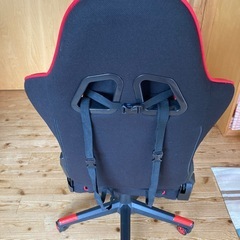 ゲーミングチェアの画像