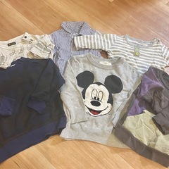 乳幼児に使える服、小物入り18枚の画像
