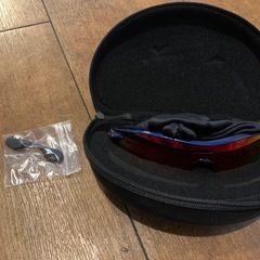 オークリーサングラスの画像