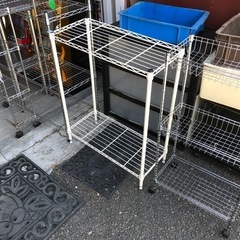 スチールシェルフ アイアンシェルフいろいろ 小型なもの中心です500円均一❗️の画像