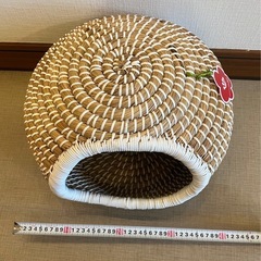 受付終了【先着順】猫用ドーム型ハウス／通気性◎で夏も快適！」の画像
