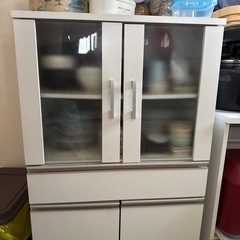 ニトリ 食器棚セットの画像