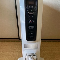 【美品】デロンギ　DeLonghi 　ドラゴンデジタル　オイルヒーター 　DDQ0815-BK 　　リモコン＆取説　付きの画像