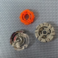 ベイブレードのジャンク品の画像