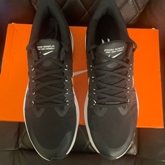 新品　NIKE WINFLO 8. ナイキ　黒　スニーカー　29.5センチの画像