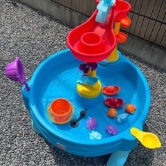 STEP2 ウォーターテーブル　水遊び　プール 　の画像