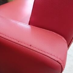 【ジモティー割引で最大15％OFF⭐️】2人掛けソファ 赤の画像