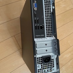 壊れたパソコンの画像