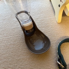 ペット給水器　おもちゃ 首輪 フードボール8点全部の画像