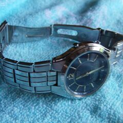 CASIO・LINEAGC 電波時計！ブラック文字盤・カレンダー機能搭載！の画像