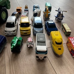 車 おもちゃの画像