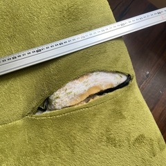 水平にすることもできる1人用ソファの画像