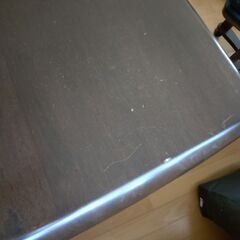 ダイニングテーブルの画像