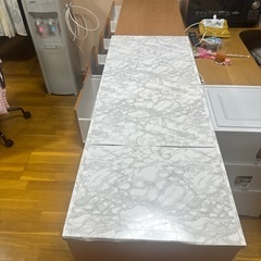 キッチンカウンターの画像