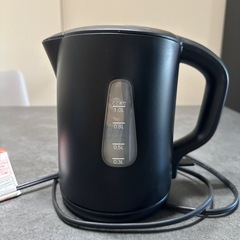 【黒色】電気ケトルの画像
