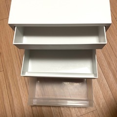 無印良品  収納ケース ホワイト と 半透明 3個セットの画像