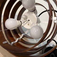  【美品】ニトリ ペンダントライト 木製 3灯 LED電球付の画像