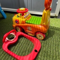 ワンワンカー　子供　車　いないいないばあの画像